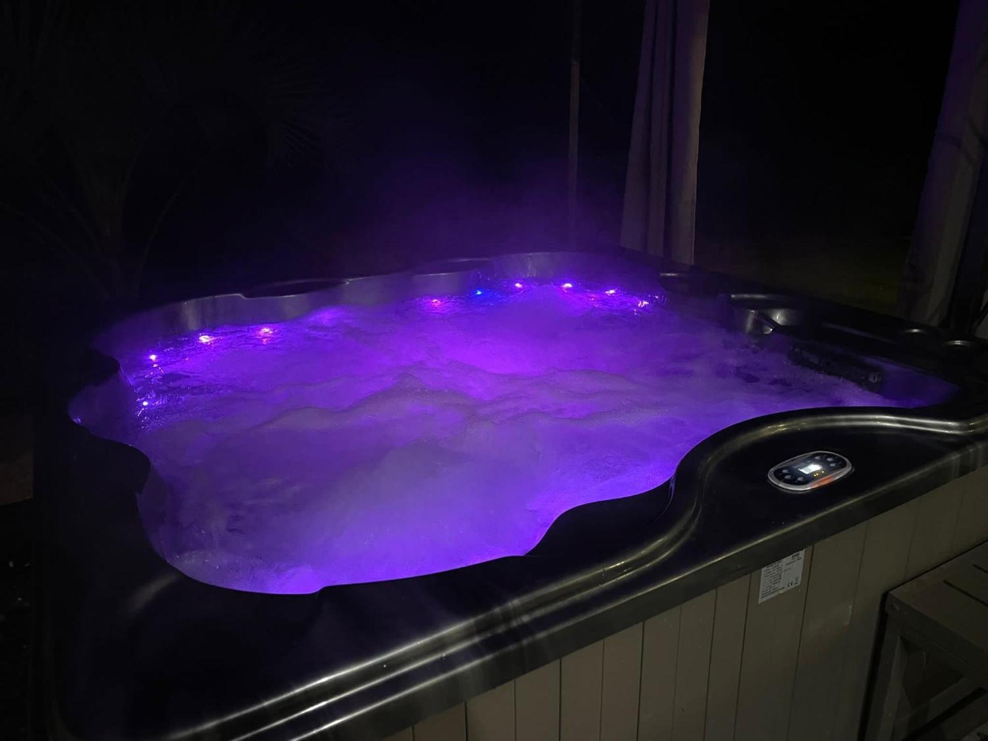 Maison Moderne Au Calme Avec Billard, Jacuzzi, Bain A Remous, Piscine, Babyfoot Labastide-du-Temple Buitenkant foto