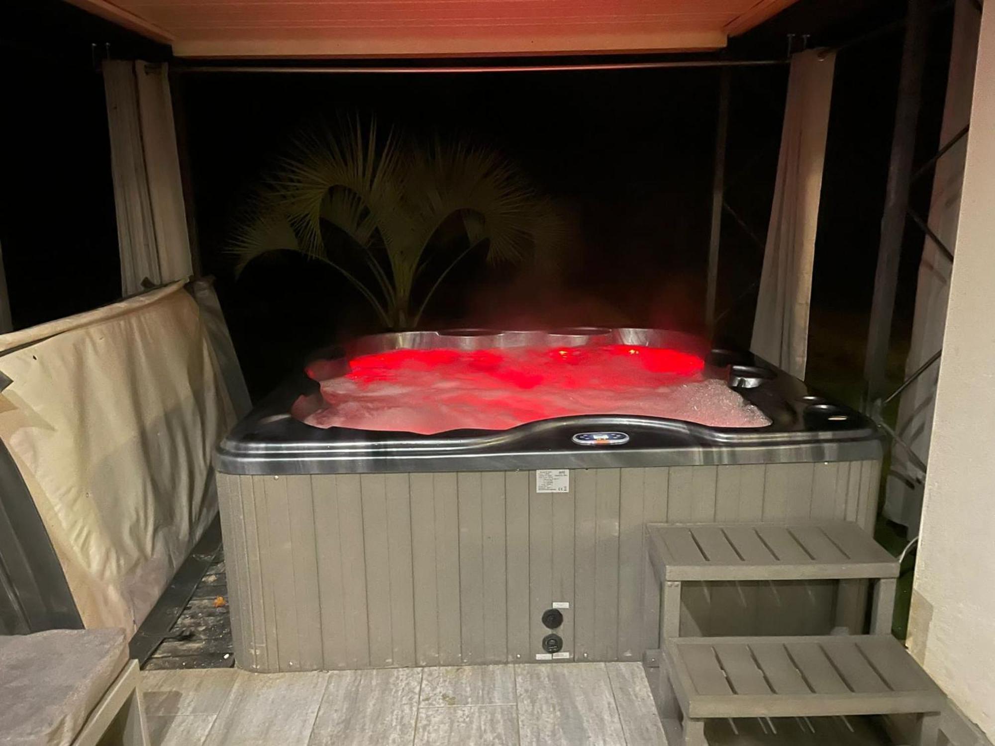 Maison Moderne Au Calme Avec Billard, Jacuzzi, Bain A Remous, Piscine, Babyfoot Labastide-du-Temple Buitenkant foto